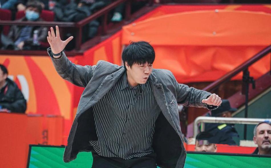 半岛体育入口-2米12、内线大闸！山东官宣第4外援：第1战，有望大战浙江广厦！